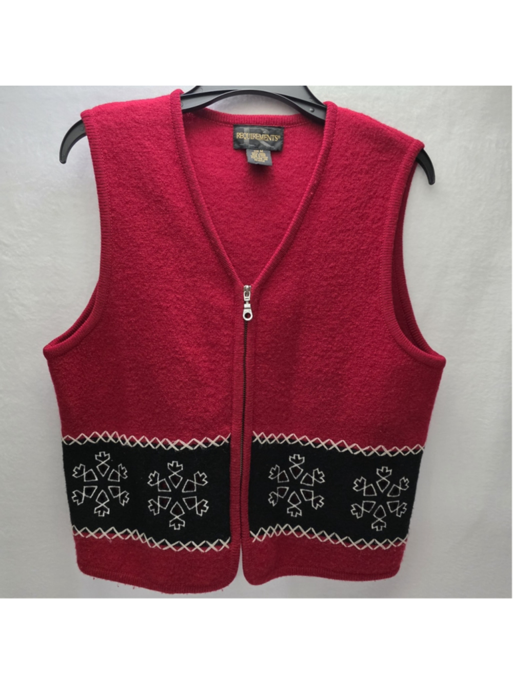 Vtg Grandmacore Red 100% Wool Winter Snowflake Zip Up Embroidered Vest Christmas